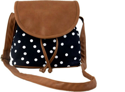 

Ayeshu Women Casual Black PU Sling Bag