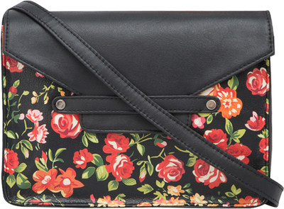 

Toteteca Women Casual Black PU Sling Bag