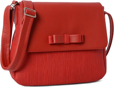 

Baggit Women Casual Red Rexine Sling Bag