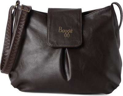 

Baggit Women Casual Brown PU Sling Bag