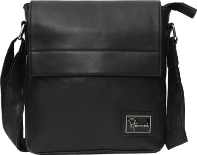 

Hawai Men & Women Casual Black PU Sling Bag