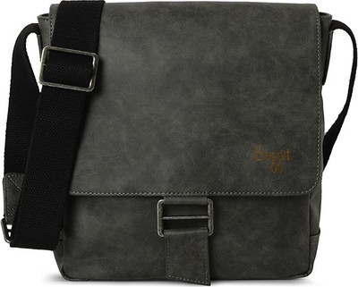 

Baggit Men Casual Grey PU Sling Bag