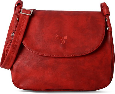 

Baggit Women Casual Red PU Sling Bag