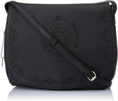 

Donna & Drew Women Casual Black PU Sling Bag