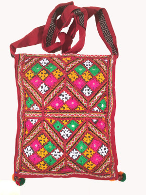 

Minky's Decor Women Casual Multicolor Cotton Sling Bag