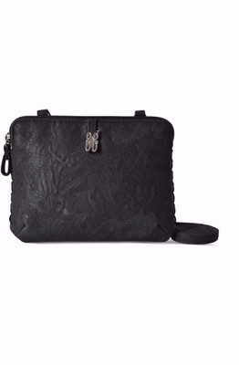 

Baggit Women Casual Black PU Sling Bag