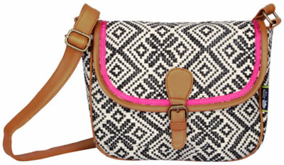 

Kanvas Katha Women Multicolor Canvas Sling Bag