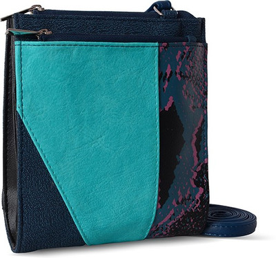 

Baggit Women Casual Multicolor Rexine Sling Bag