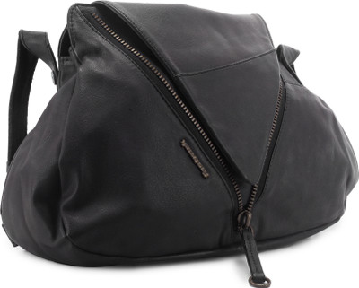 

Fastrack Women Casual Black Sling Bag