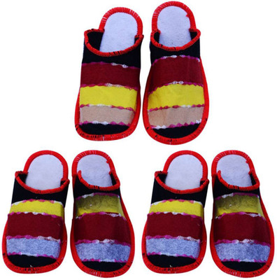 

Shree Sai Slippers, Multicolor