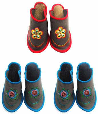 

Champaliya Slippers, Multicolor