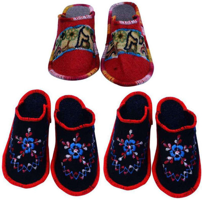 

Shilipi Perokars Slippers, Multicolor