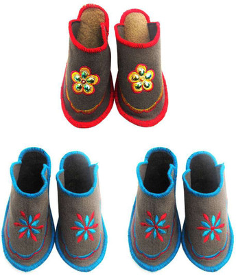

Shilipi Perokars Slippers, Multicolor