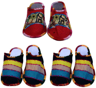 

Shilipi Perokars Slippers, Multicolor