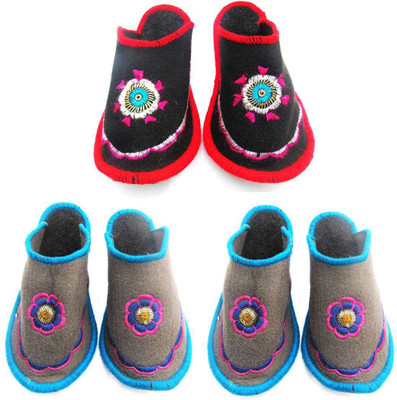 Shilipi Perokars Slippers, Multicolor