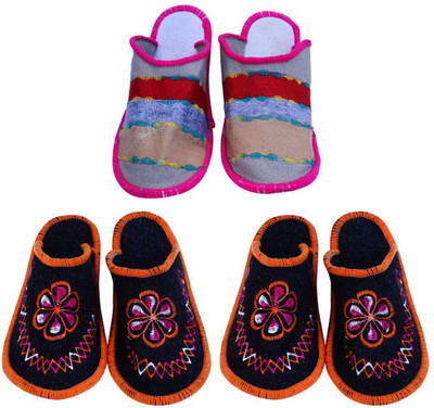 

Shree Sai Slippers, Brown