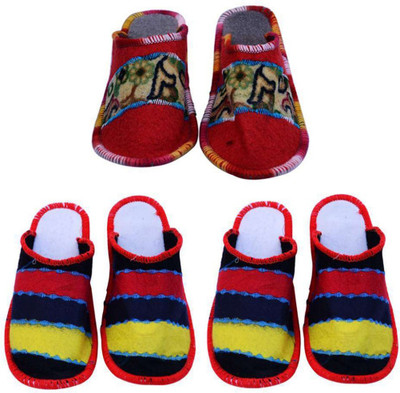 

Shree Sai Slippers, Multicolor