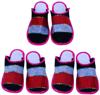 

Shree Sai Slippers, Pink