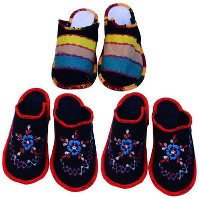 

Shilipi Perokars Slippers, Multicolor