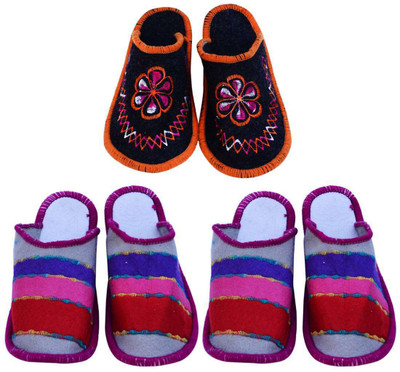 

Champaliya Slippers, Multicolor