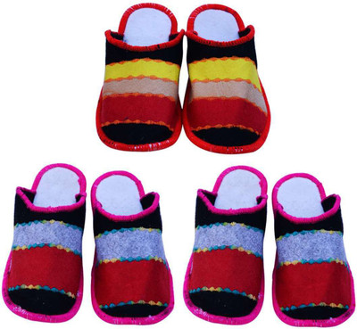 

Shree Sai Slippers, Pink