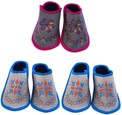 

Shree Sai Slippers, Purple