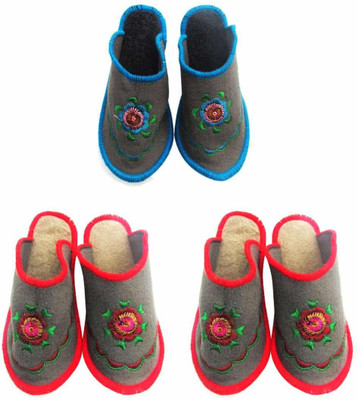 Shree Sai Slippers, Multicolor