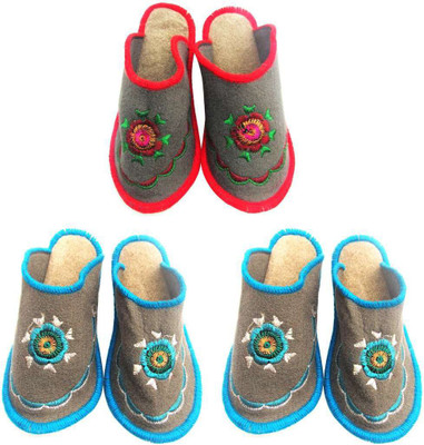 

Shilipi Perokars Slippers, Multicolor
