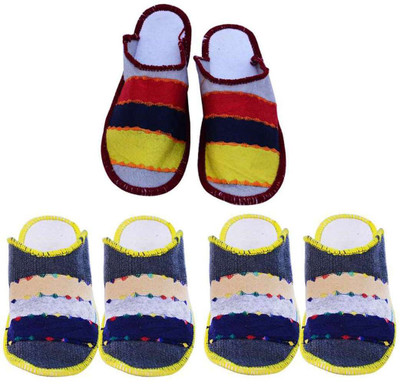 

Champaliya Slippers, Multicolor