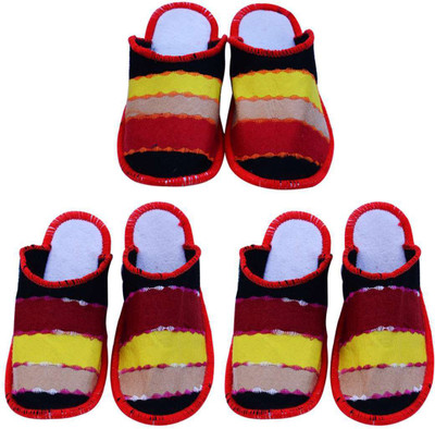 

Shilipi Perokars Slippers, Multicolor