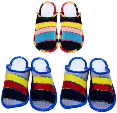 

Shree Sai Slippers, Multicolor