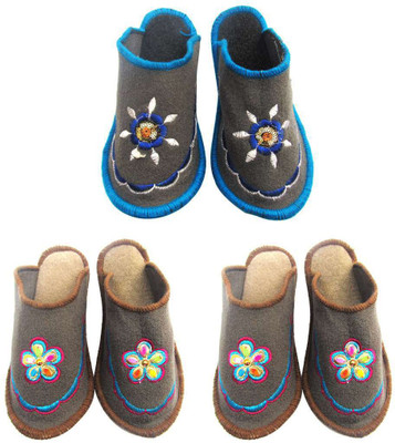 

Shilipi Perokars Slippers, Multicolor