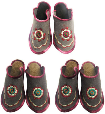 

Shilipi Perokars Slippers, Multicolor