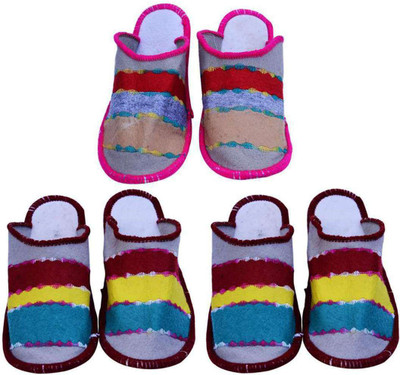 

Shilipi Perokars Slippers, Multicolor