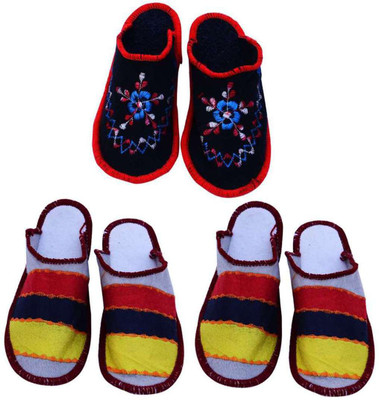 Champaliya Slippers, Multicolor