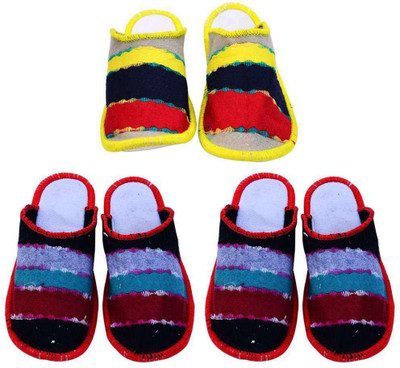 

Champaliya Slippers, Multicolor