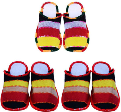 

Shilipi Perokars Slippers, Multicolor