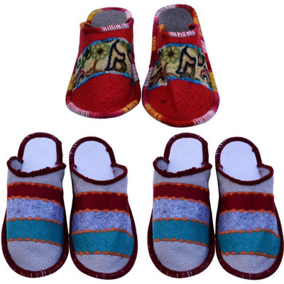 

Shree Sai Slippers, Multicolor