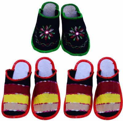 

Champaliya Slippers, Multicolor