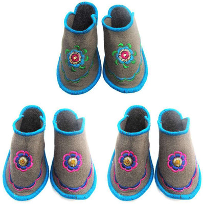 

Shree Sai Slippers, Multicolor