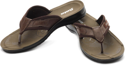 

Bata Dado Slippers, Brown