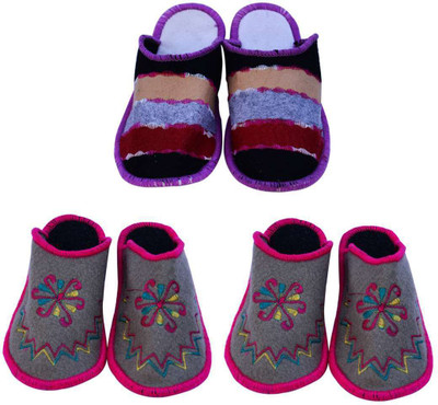 

Shree Sai Slippers, Pink