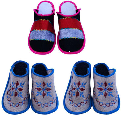 

Shree Sai Slippers, Purple