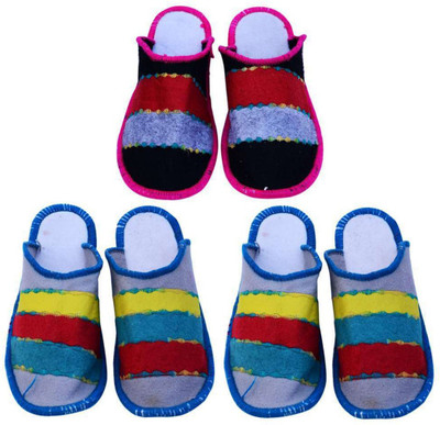 

Shree Sai Slippers, Multicolor