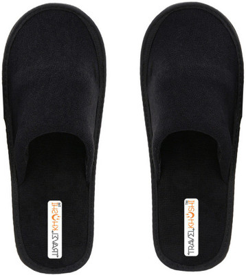 

Travelkhushi Closed Toe Indoor Slippers, Black