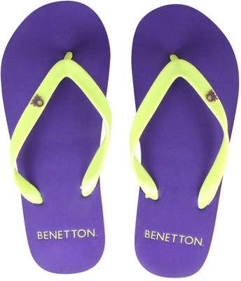 

United Colors of Benetton Flip Flops, Purple::lime