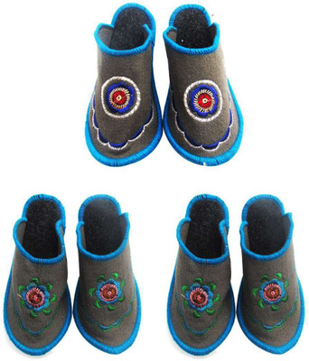 Shree Sai Slippers, Multicolor