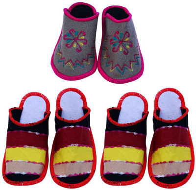 

Shree Sai Slippers, Red