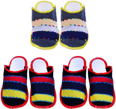 

Shilipi Perokars Slippers, Multicolor