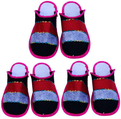 

Shree Sai Slippers, Multicolor